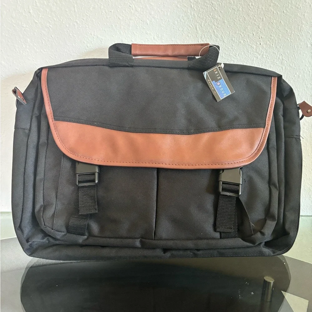 Axiz Group messenger bag with shoulder strap new with tags